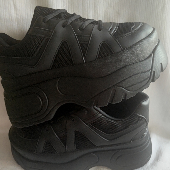 Black comfortable thick platform sneakers - Picture 3 of 4